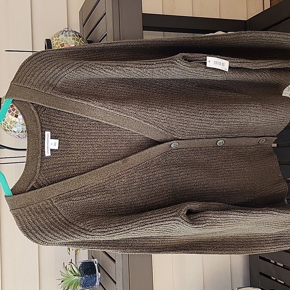 NEW Amazon Essentals soft touch olive cardigan NEW - Picture 7 of 7
